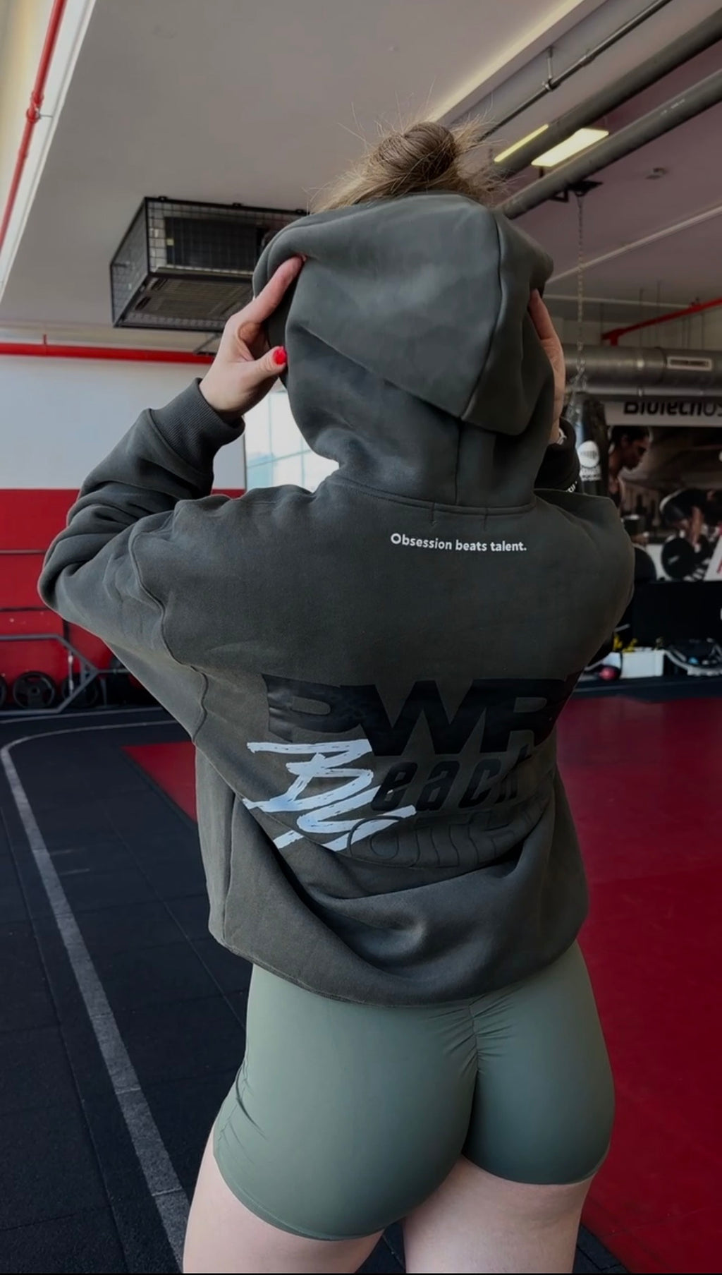 PWDR Hoodie SINNERS – ujjrészlet